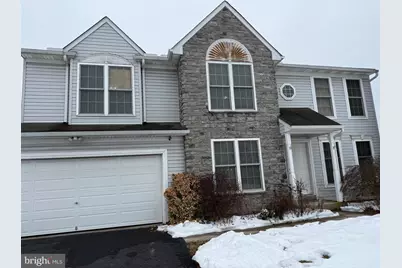 140 Thomas Drive, York, PA 17404 - Photo 1