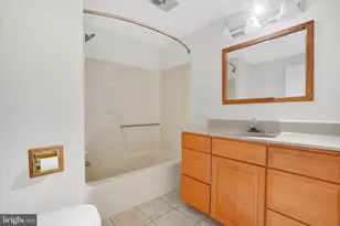 423 Weldon Dr, York, PA 17404 - Photo 18