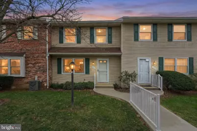 151 Fox Run Drive, York, PA 17403 - Photo 1