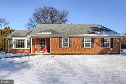 1465 Chapel Drive, York, PA 17404 - Photo 1