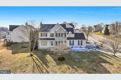 24 Rockdale Drive, Seven Valleys, PA 17360 - Photo 1