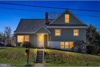4 Hill Street, Hanover, PA 17331 - Photo 1