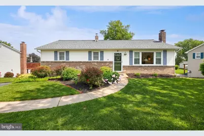221 Perry Avenue, York, PA 17408 - Photo 1