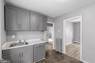 19 Cottage Pl, East Orange, NJ 07017 - Photo 14