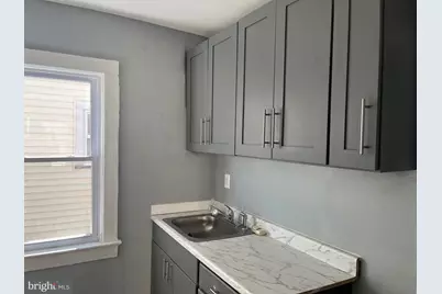 19 Cottage Place #2, East Orange, NJ 07017 - Photo 4