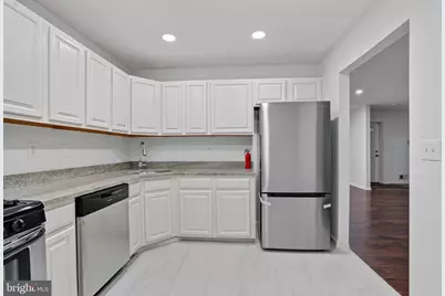 33 Seton Hall Drive, Newark, NJ 07103 - Photo 6