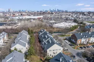 21 Cottonwood St, Jersey City, NJ 07305 - Photo 32