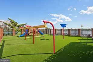 21 Cottonwood St, Jersey City, NJ 07305 - Photo 14