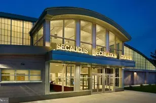2138 Harmon Cove Tower, Secaucus, NJ 07094 - Photo 32