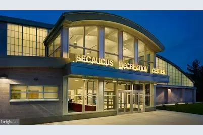 2138 Harmon Cove Tower #2138, Secaucus, NJ 07094 - Photo 28