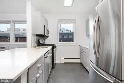 1 Congress St #304, Jersey City, NJ 07307 - Photo 4