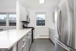 1 Congress St, Jersey City, NJ 07307 - Photo 4