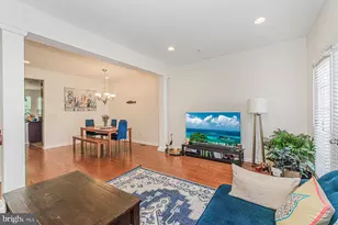 42 Creekside Ct, Secaucus, NJ 07094 - Photo 4