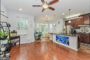 42 Creekside Ct, Secaucus, NJ 07094 - Photo 8