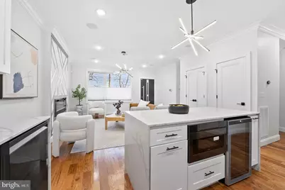 865 Summit Avenue, Jersey City, NJ 07307 - Photo 6