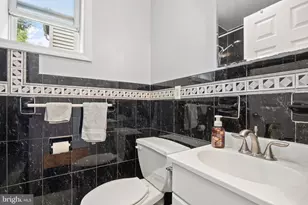 207 Ogden, Jersey City, NJ 07307 - Photo 12