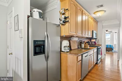 207 Ogden #2R, Jersey City, NJ 07307 - Photo 6