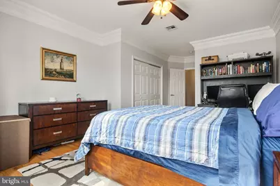 207 Ogden #2R, Jersey City, NJ 07307 - Photo 8
