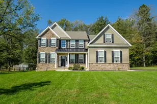 10 Holcombe Grove Rd, Lambertville, NJ 08530 - Photo 2