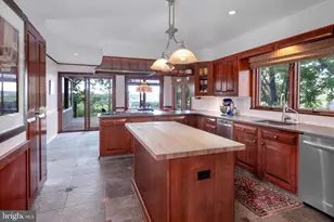 14 Hunter Rd, Lambertville, NJ 08530 - Photo 12