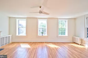 46 York, Lambertville, NJ 08530 - Photo 2