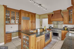 2 Dairy Farm Ln, Lambertville, NJ 08530 - Photo 6