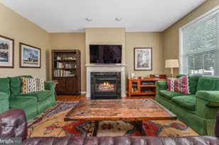 12 Higgins Ct, Flemington, NJ 08822 - Photo 4