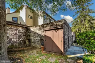 27 Lambert Ln, Lambertville, NJ 08530 - Photo 16