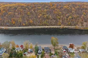 159 Byram Ln, Stockton, NJ 08559 - Photo 2