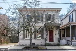 45 York St, Lambertville, NJ 08530 - Photo 2