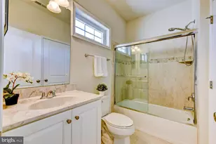 19 Donna Dr, Flemington, NJ 08822 - Photo 60