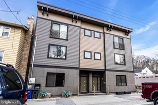 10 McCready Alley, Lambertville, NJ 08530 - Photo 2