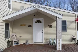 99 Lindbergh Rd, Hopewell, NJ 08525 - Photo 2