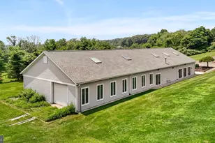 11 Beavers Rd, Califon, NJ 07830 - Photo 2