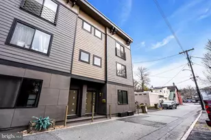 10 McCready Alley, Lambertville, NJ 08530 - Photo 2