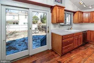 34 Buttonwood St, Lambertville, NJ 08530 - Photo 16