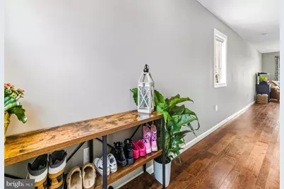 8 Chelsea Circle, Flemington, NJ 08822 - Photo 4