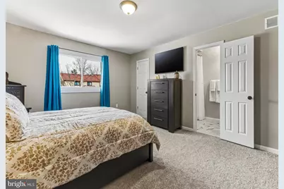 8 Chelsea Circle, Flemington, NJ 08822 - Photo 18