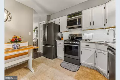 8 Chelsea Circle, Flemington, NJ 08822 - Photo 8