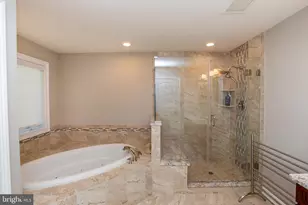 4 Ashton Ct, Flemington, NJ 08822 - Photo 22