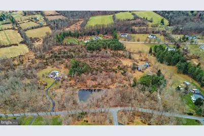 11 Springtown, Flemington, NJ 08822 - Photo 2