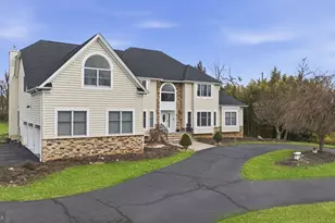 3 Cole Ct, Flemington, NJ 08822 - Photo 2