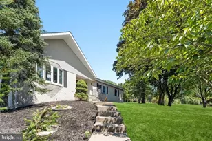 2 Rossi Dr, Clinton, NJ 08809 - Photo 4