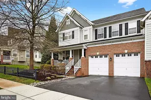 411 Sergeant Dr, Lambertville, NJ 08530 - Photo 2