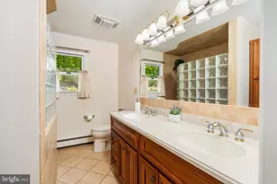 98 Snydertown Rd, Hopewell, NJ 08525 - Photo 18