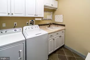 301 Holcombe Way, Lambertville, NJ 08530 - Photo 24