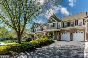 301 Holcombe Way, Lambertville, NJ 08530 - Photo 4
