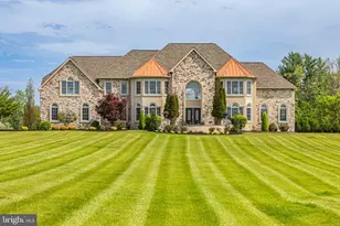 8 Kren Dr, Ringoes, NJ 08551 - Photo 4