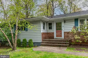 19 Floral Rd, Flemington, NJ 08822 - Photo 2