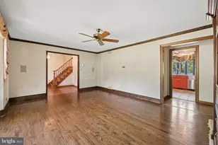 7 Horseshoe Rd, Whitehouse Station, NJ 08889 - Photo 12